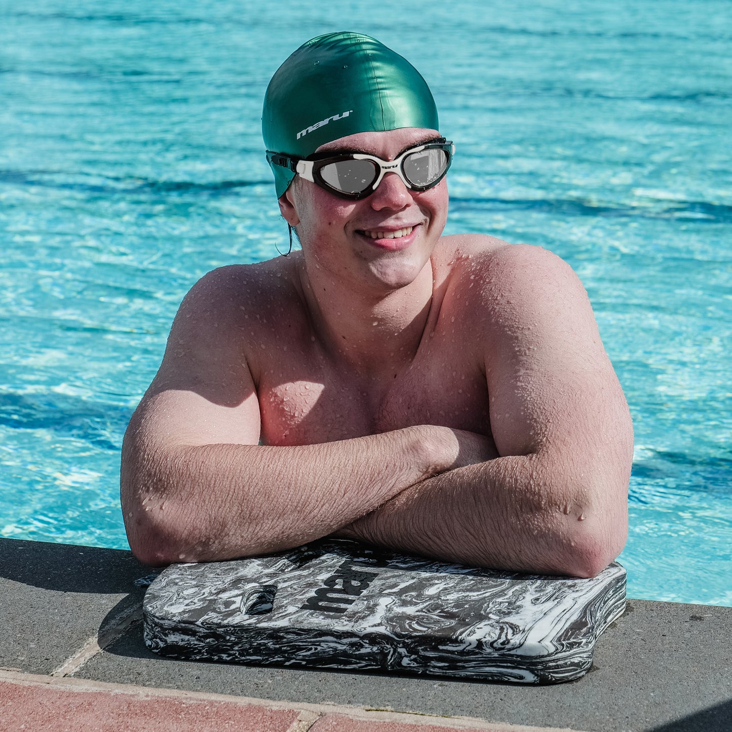 Maru Groove Polarised Mirror Anti Fog Adult Swim Goggles - Black & White