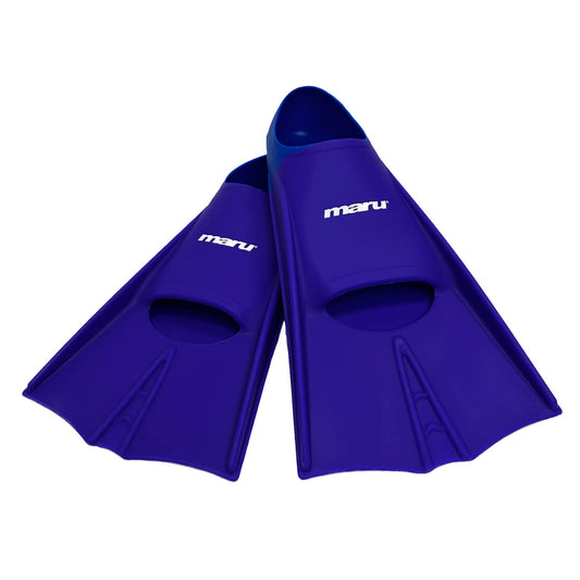 Pair of blue diving fins with 'Maru' branding on a white background